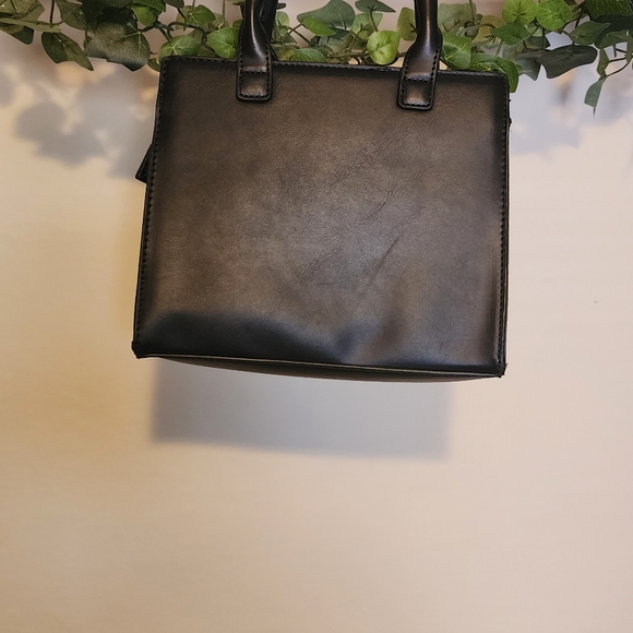 Purse - Picture 3 of 3